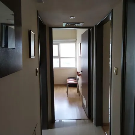 Bacchus House Flat 708 *