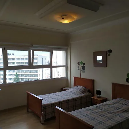 Bacchus House Flat 708 *