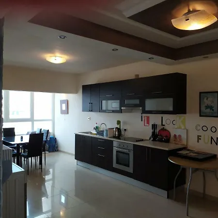 Bacchus House Flat 708 * Лимасол